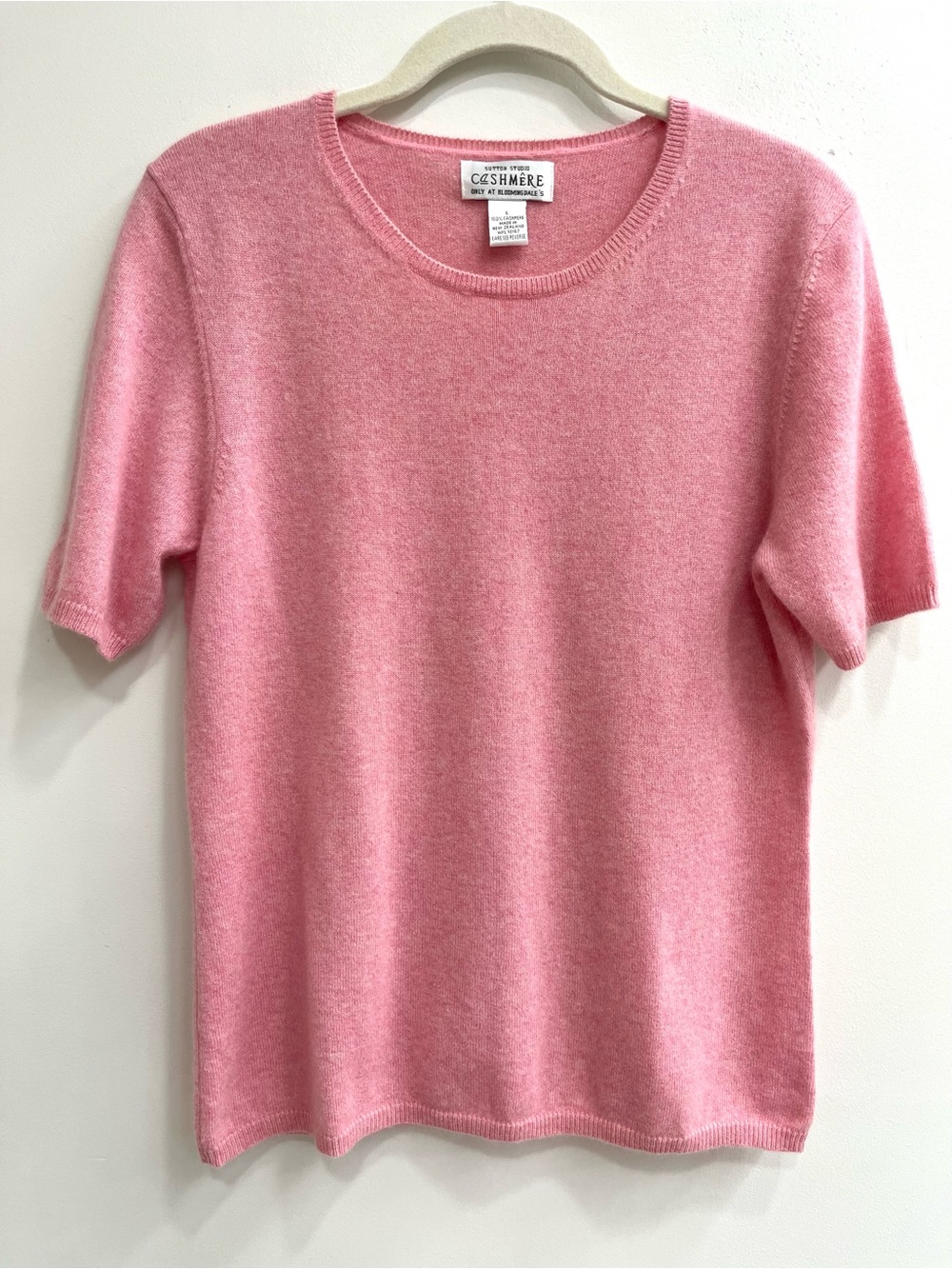 Bloomingdale’s Suttun Studio cashmere short sleeve sweater bubblegum pink large